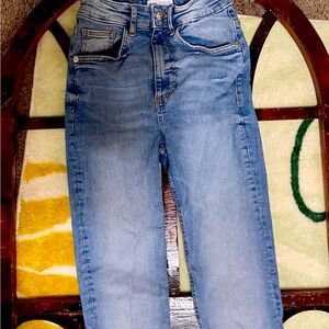 🐾3for$10🐾 Zara Ankle Fit Skinny Jeans